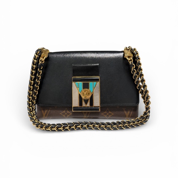 Louis Vuitton Handbags - Louis Vuitton Monogram Canvas Thelma Pochette with COA